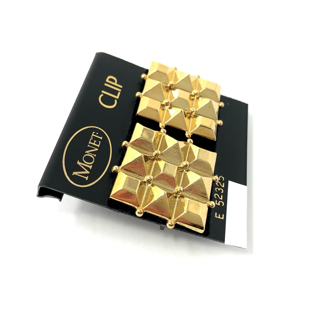 Monet vintage geometric pyramid gold plated clip earrings - NWT